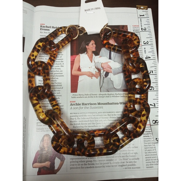 2/$15 3/$20 4/$25  5 Star Rated Leopard Necklace - Picture 3 of 6